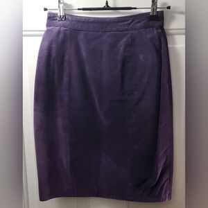 Vintage 90s Global Identity G-III  Suede Purple Pencil  Skirt Size 6 (Waist 26")
